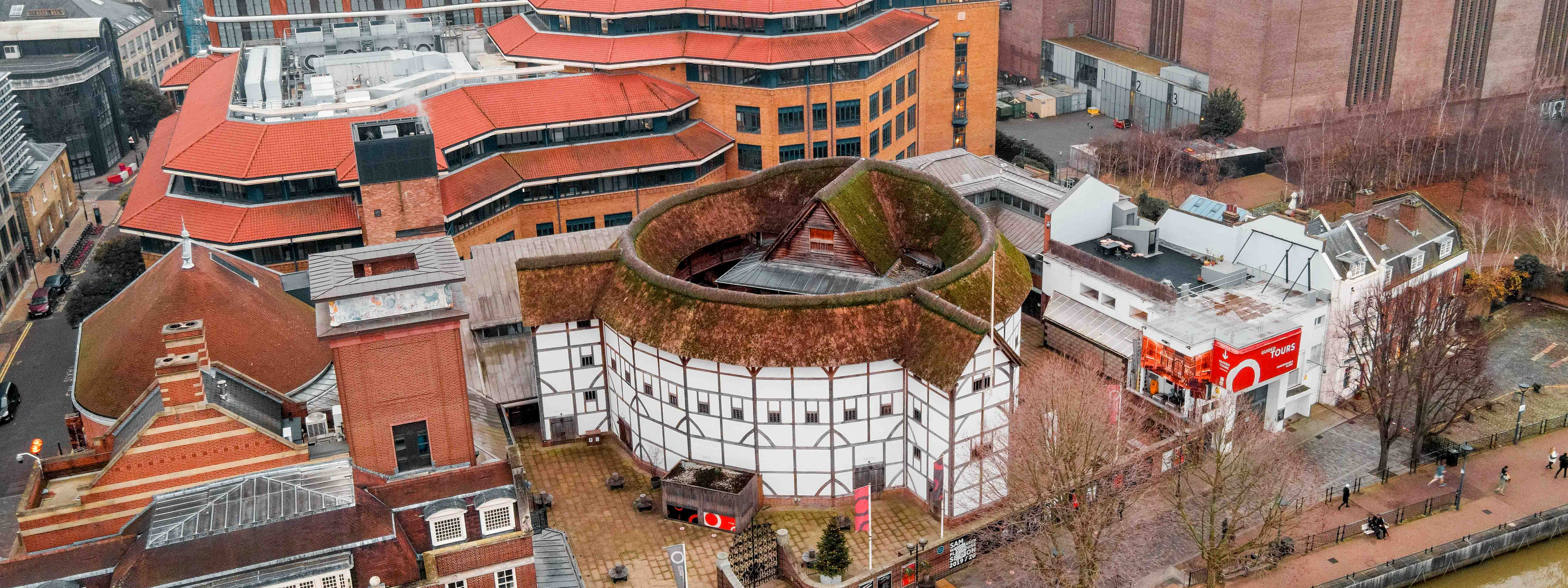 An aerial view of Shakespeares Globe Theatre.