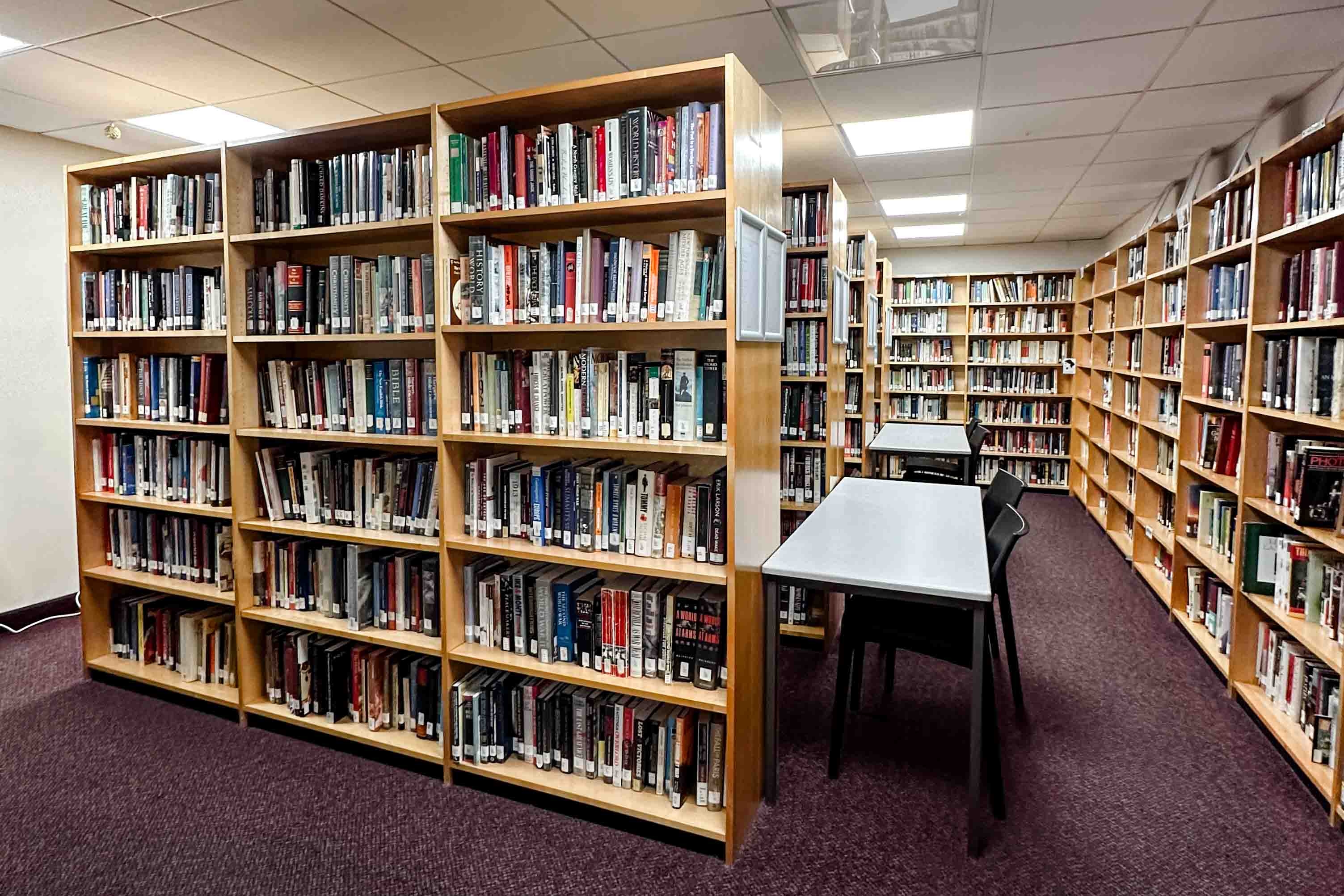A view the FSU London library.