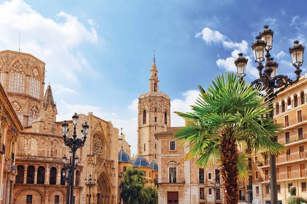 A view of a cathedral in Valencia.